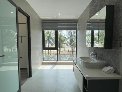 Φωτογραφία από το άλμπουμ του TSQ STAY Villa Beachside σε Sa Vi Xom