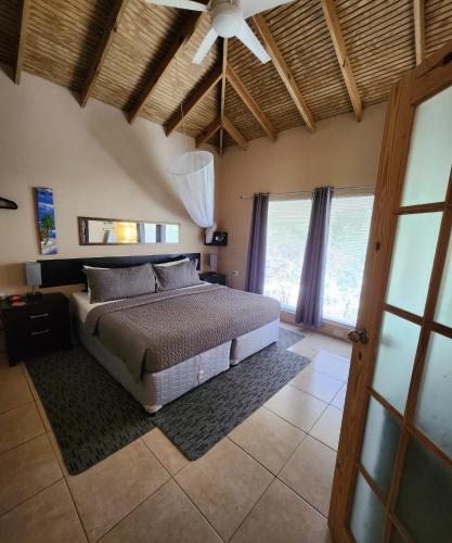 Postel nebo postele na pokoji v ubytování Carolina Point Resort
