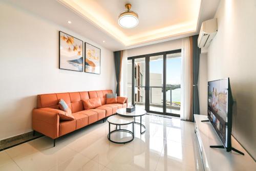 R&F Princess Cove Seine Region by FUJU with Seaview at JB City Centre#Adjacent to Singapore#5 mins walk to ClQ#Free Parking#中英文房东にあるテレビまたはエンターテインメントセンター