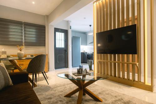 Maestro Home