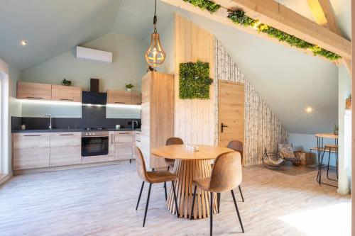 La Cabane - deux chambres et grande terrasse