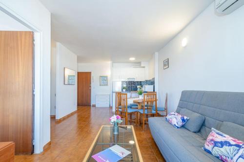 Basic Comfort Apartamento Onada 0139 con vista al canal