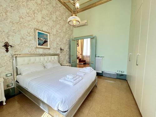 Florentine Penthouse by FlorenceHospitality com