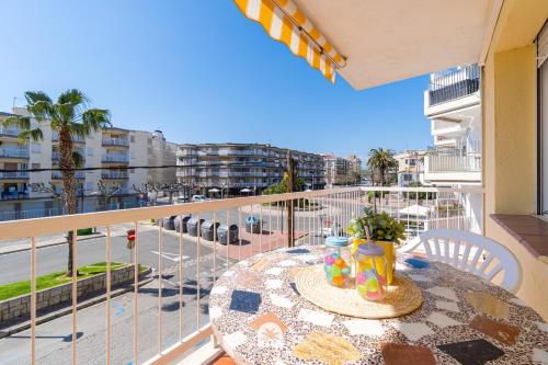 Mediterranean Way - Beach Apartment Regueral