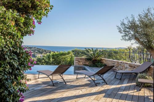 Billede fra billedgalleriet på Villa Soleil d'Or, golfe de St Tropez, vue mer panoramique i Cavalaire-sur-Mer