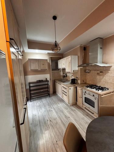 Cominio 56 Apartment near Metro A