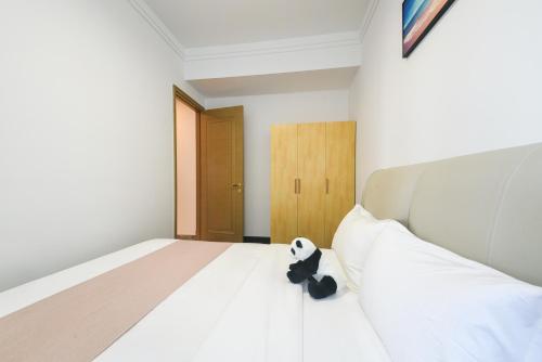R&F Princess Cove Seine Region by FUJU with Seaview at JB City Centre#Adjacent to Singapore#5 mins walk to ClQ#Free Parking#中英文房东にあるベッド