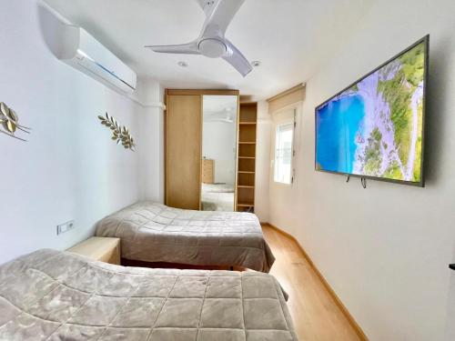 Emalco SeaFront Modern Apartment
