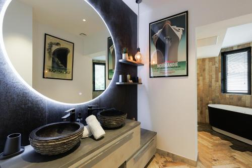 Ένα μπάνιο στο Immogroom - Exceptional Villa Near Croisette