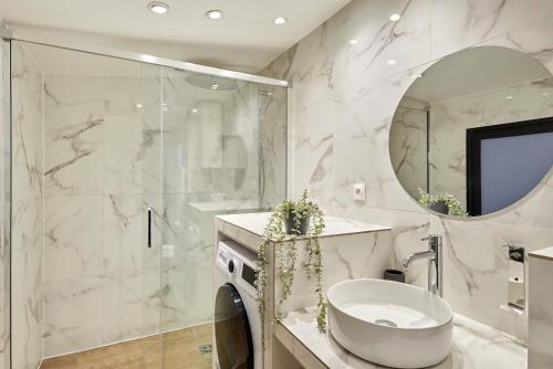 Apartment Le Marais by Studio prestige