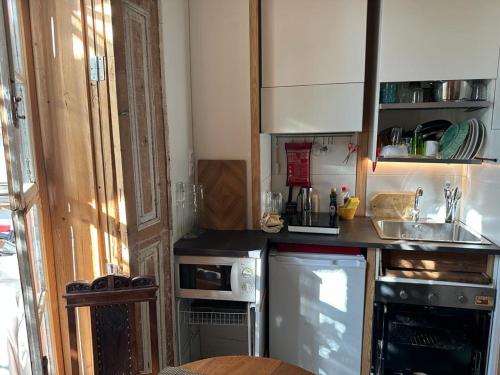 Charming Studio in the City Center - With Terrace