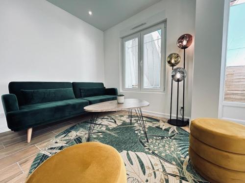 1 lenoir cocon romantique avec jacuzzi au centre