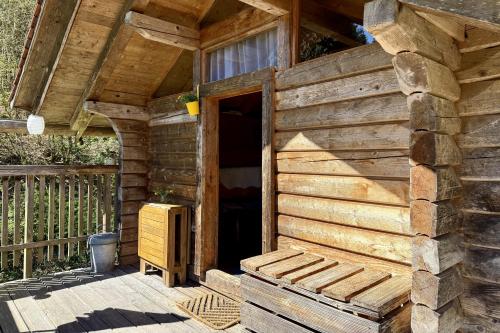 Fotografie z fotogalerie ubytování Schwarzwald Romantikhütte - Zweisamkeit - mit Bettwäsche, Handtücher und Holz v destinaci Schenkenzell