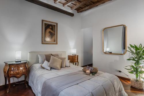 Trevi Fountain Stylish Guest House