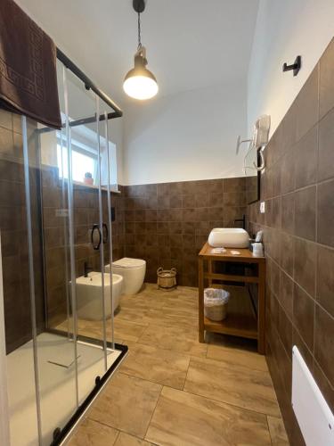 Koupelna v ubytování 2Effe Circeo B&B