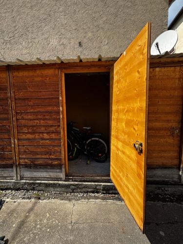 Gambar di galeri bagi Superbe duplex climatisé avec jardin classé 3 étoiles 2 à 4 pers di Luchon