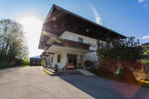 Huberhof 6 by Alpenidyll Apartments