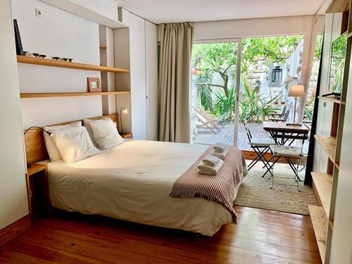 Cozy Central Studio with Private Terrace