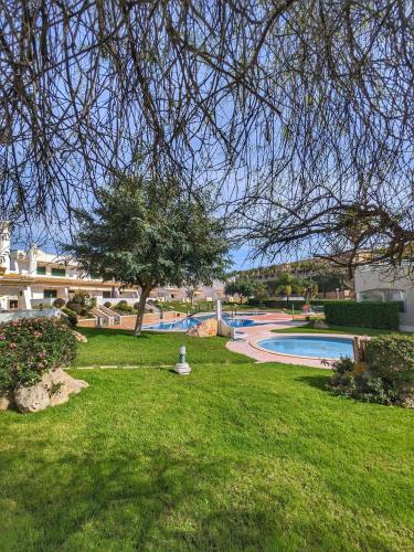 Townhouse 700m from Sao Rafael Beach