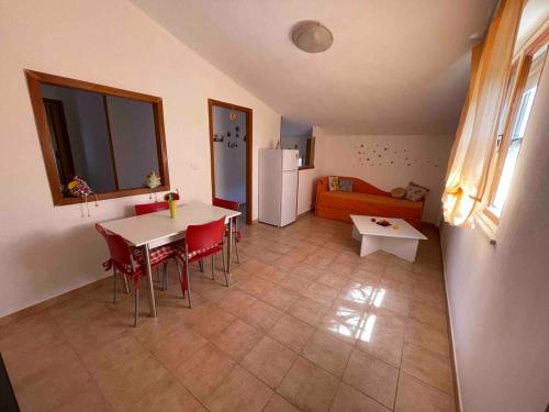 Ένα ή περισσότερα κρεβάτια σε δωμάτιο στο Apartment in villa with garden 1