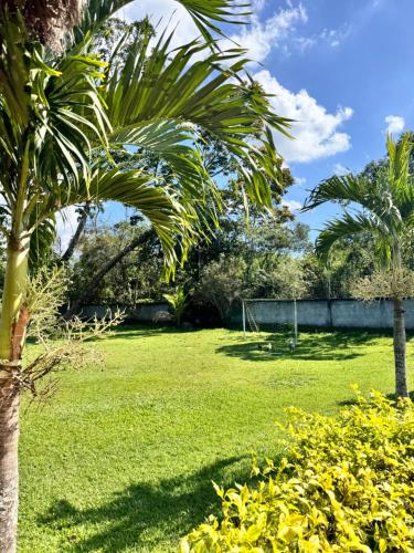 Taman di luar Sítio Em Guapimirim