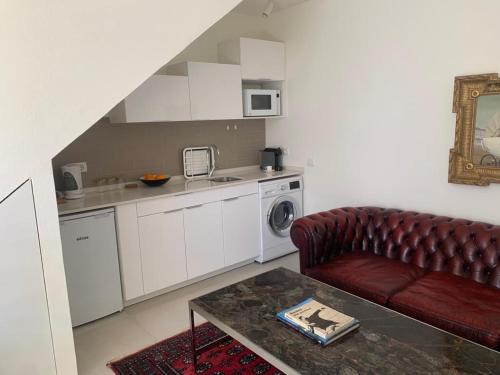 Apartment 1, Old Town Charm Lagos