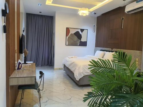 Katil atau katil-katil dalam bilik di Grazioli 2Bedroom Apartment 'Milan'