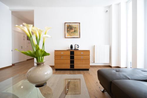 AI 2 G - Luxury Rooms photo 18