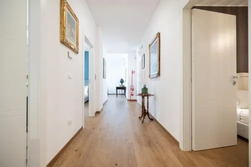 AI 2 G - Luxury Rooms photo 6