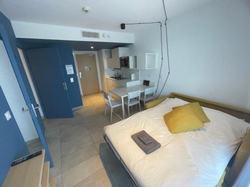 Postel nebo postele na pokoji v ubytování Mugel T2 Bloom Le Spot