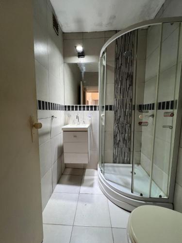 Un baño de Apart ESPAÑA