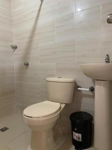 Koupelna v ubytování Las Margaritas Frente al Mar 2