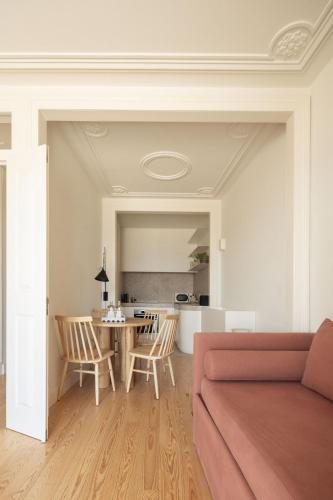 Ruang duduk di LIOZ Lisboa