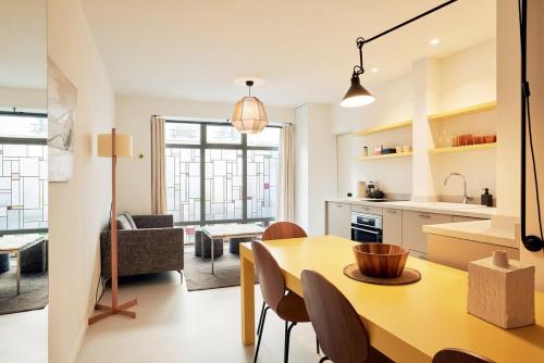 Grand studio pour 4p Paris 14