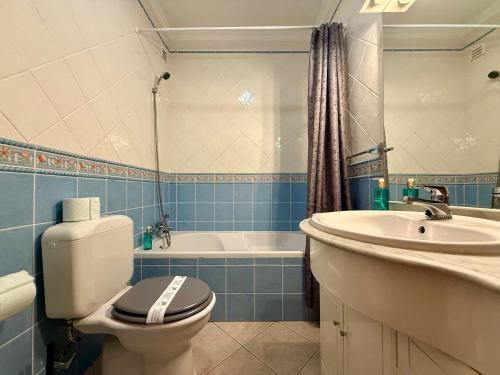 Sun & Terrace Tavira Escape - 10 mins City Center - 2 mins Train Station - Quiet