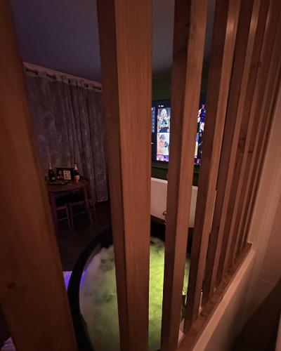 Φωτογραφία από το άλμπουμ του Loveroom & Jacuzzi TIJUGO - Clermont Ferrand σε Clermont-Ferrand
