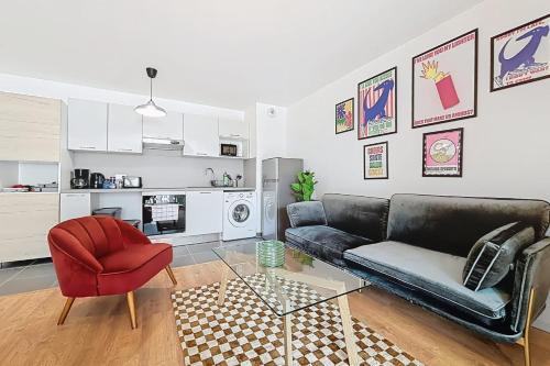 Modern & spacious apartment with rooftop