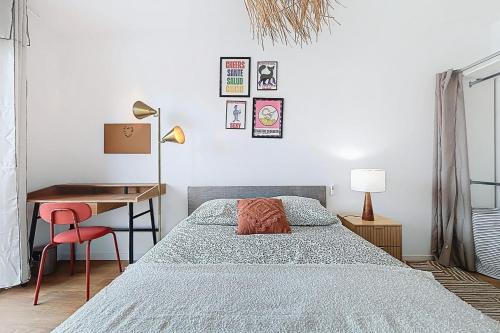 Photo de la galerie de l'établissement Modern & spacious apartment with rooftop, à Montreuil