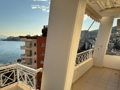 Gallery image of Beachfront 2 Bedrooms Apartment in Sarandë