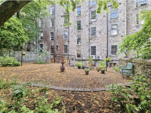 Edinburgh City Centre Oasis photo 26