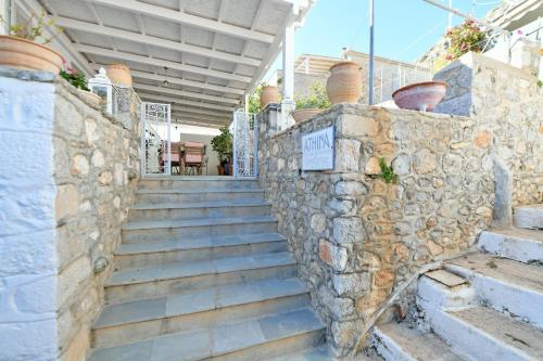 Gambar di galeri bagi Athina Guesthouse di Hydra