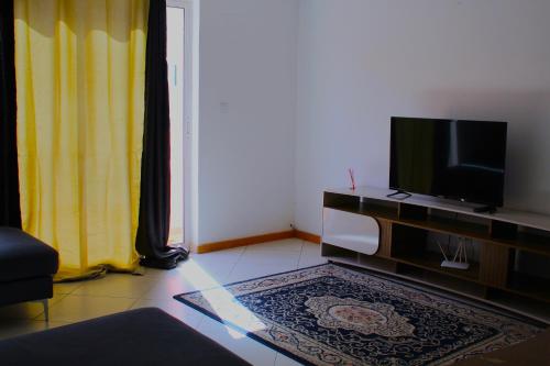 Et tv og/eller underholdning på Paradise