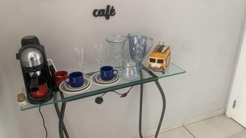 Tetera y cafetera en Apartment in condominium