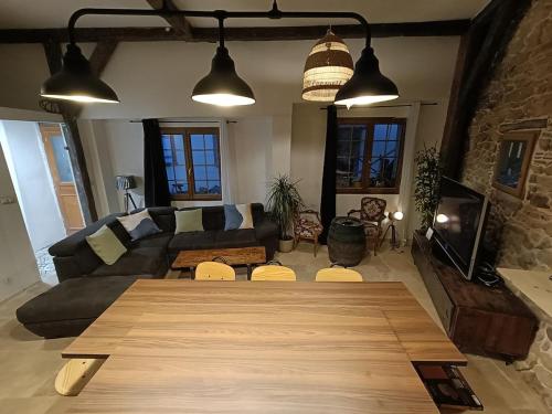 Fotografie z fotogalerie ubytování Grange rénovée dans cour privée avec jardin sur les remparts v destinaci Bergheim