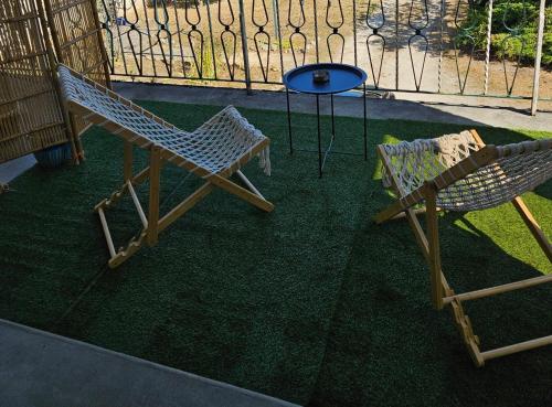 Photo de la galerie de l'établissement Maison spacieuse jardin Transat - Parking gratuit, à Saint-Michel