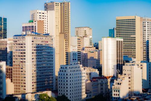 Γενική άποψη της πόλης Ρίο ντε Τζανέιρο ή θέα της πόλης από  αυτό το διαμέρισμα