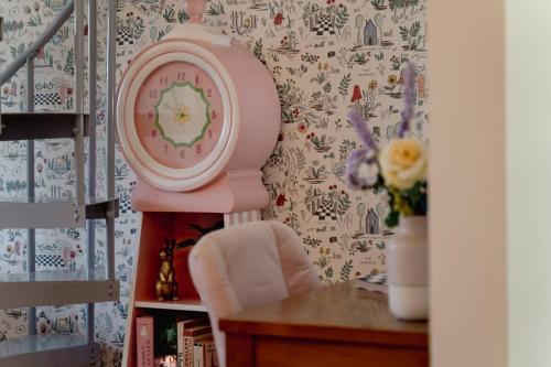 Φωτογραφία από το άλμπουμ του Alice in Wonderland Pocono Home σε Honesdale