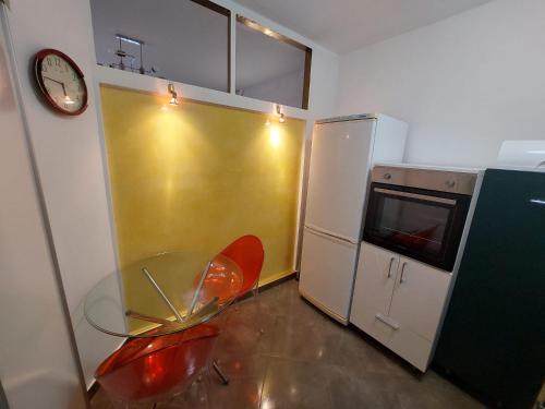 Η κουζίνα ή μικρή κουζίνα στο Dorcol Zen Apartment