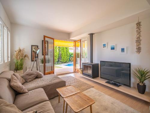 Billede fra billedgalleriet på Villa in L Escala with Private Pool & Beaches i L'Escala