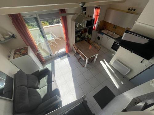 Photo de la galerie de l'établissement Calme, proche plage et centre, parking inclus - FR-1-723-176, au Cap d'Agde